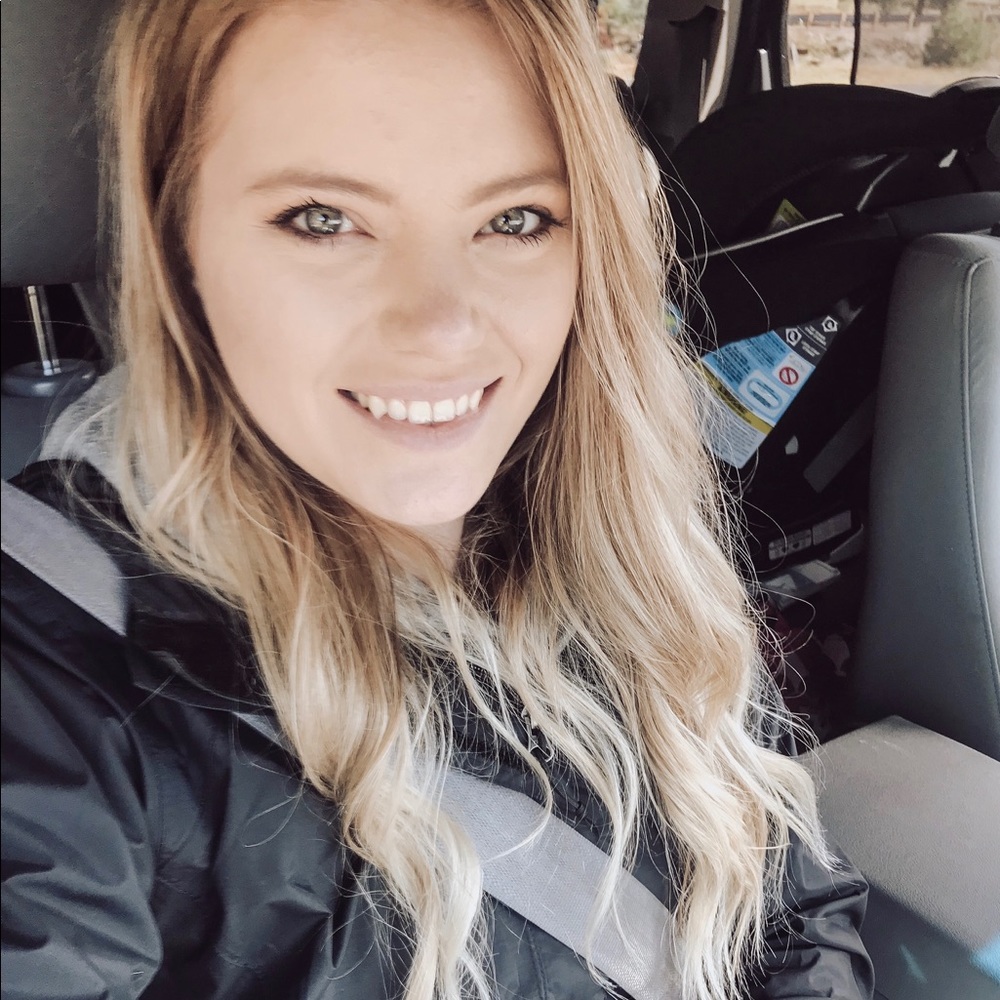 Meet your Posher, Brittney